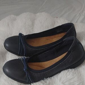 Clarks Navy Blue Women's Flats